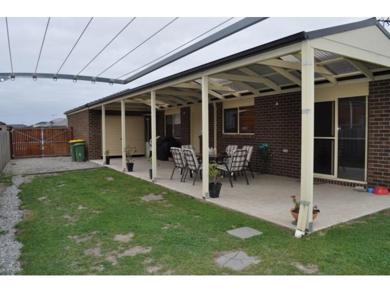37 Bailey Boulevard, Koo Wee Rup VIC 3981
