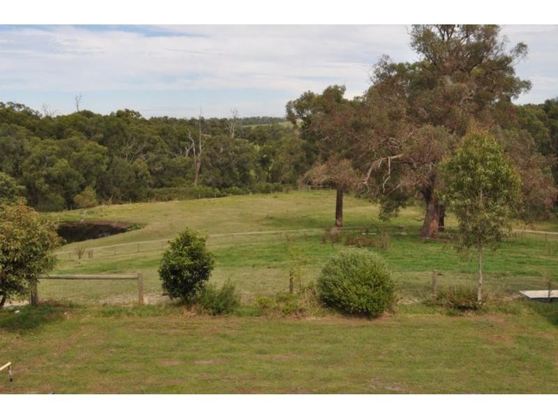 37 Leslie Close, Nyora VIC 3987