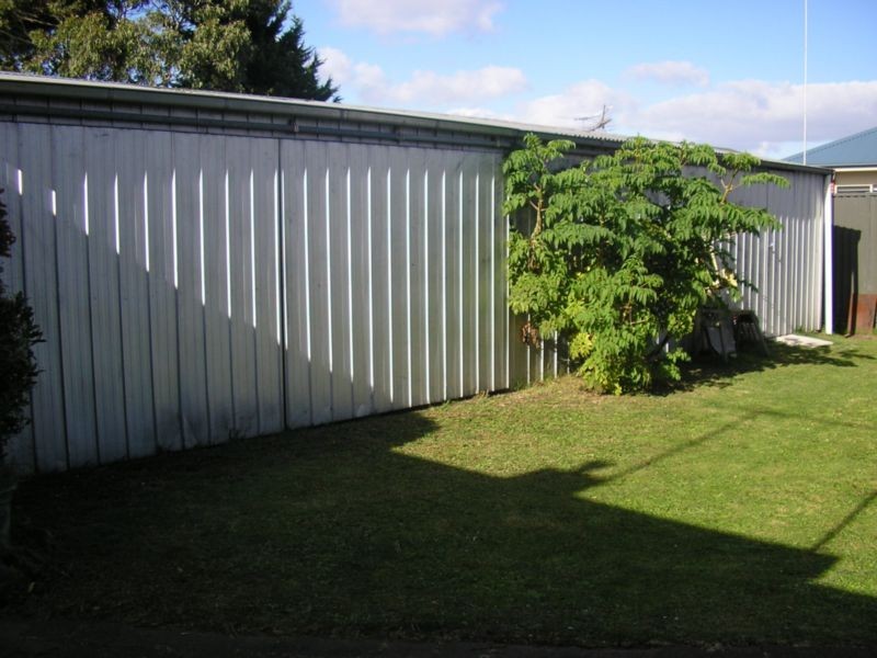 20 Sybella Avenue, Koo Wee Rup VIC 3981