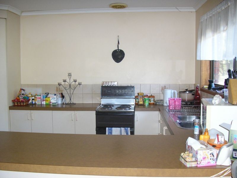 2/3 Boormani Court, Koo Wee Rup VIC 3981