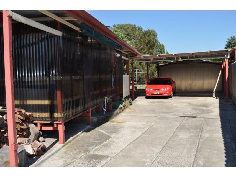 17 Henry Street, Koo Wee Rup VIC 3981