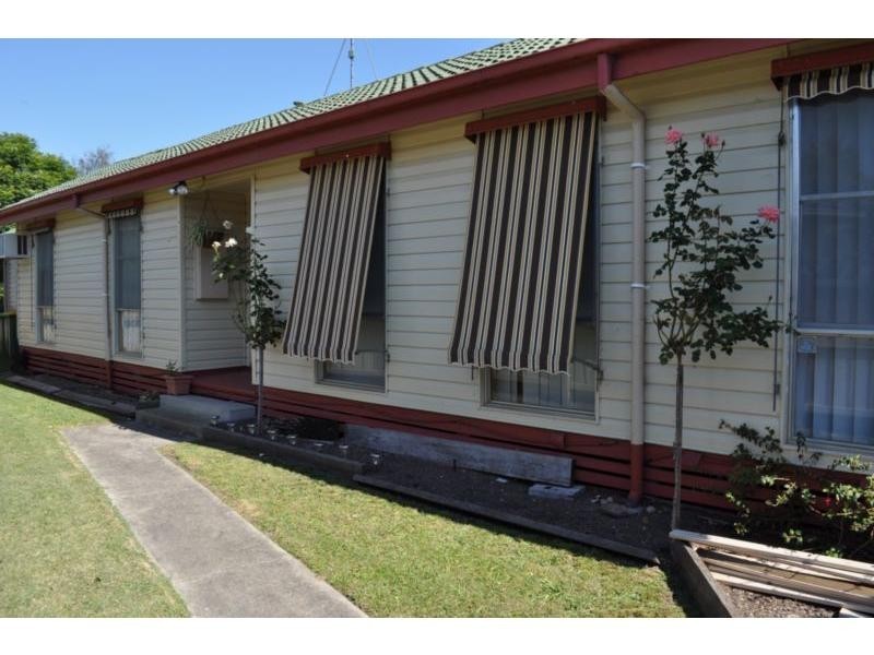 17 Henry Street, Koo Wee Rup VIC 3981