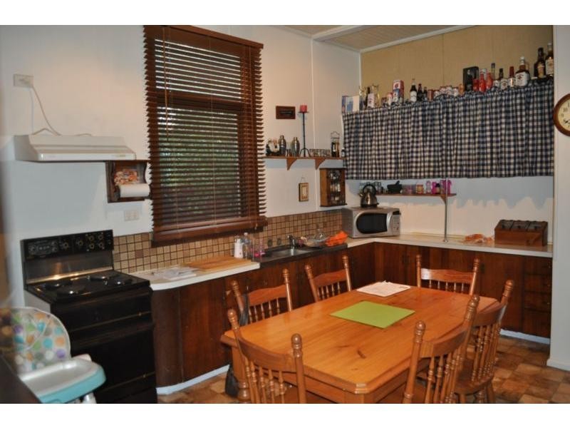 3 Charles Street, Koo Wee Rup VIC 3981