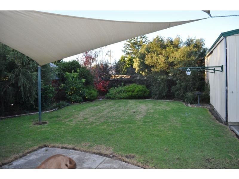 3 Charles Street, Koo Wee Rup VIC 3981