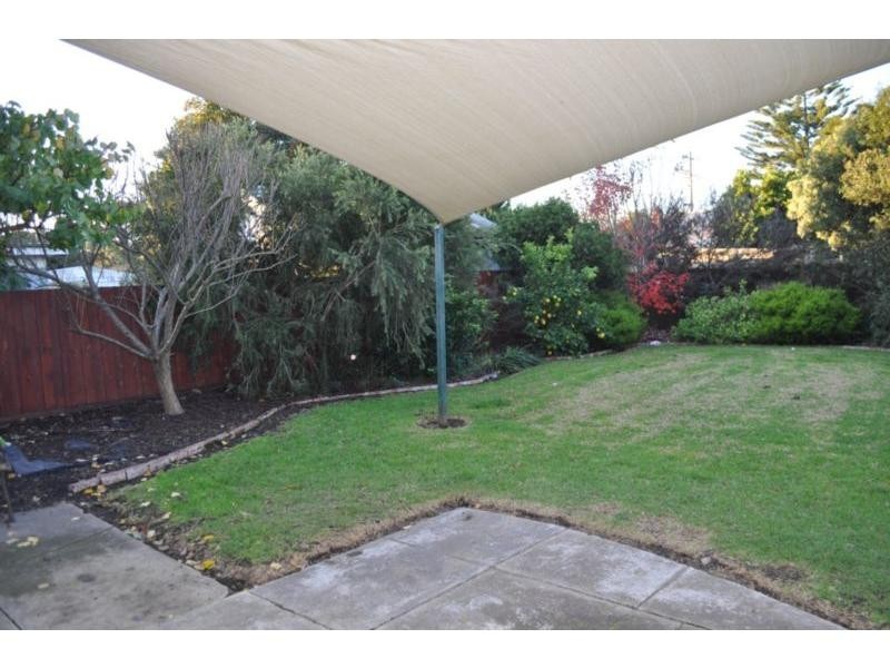 3 Charles Street, Koo Wee Rup VIC 3981