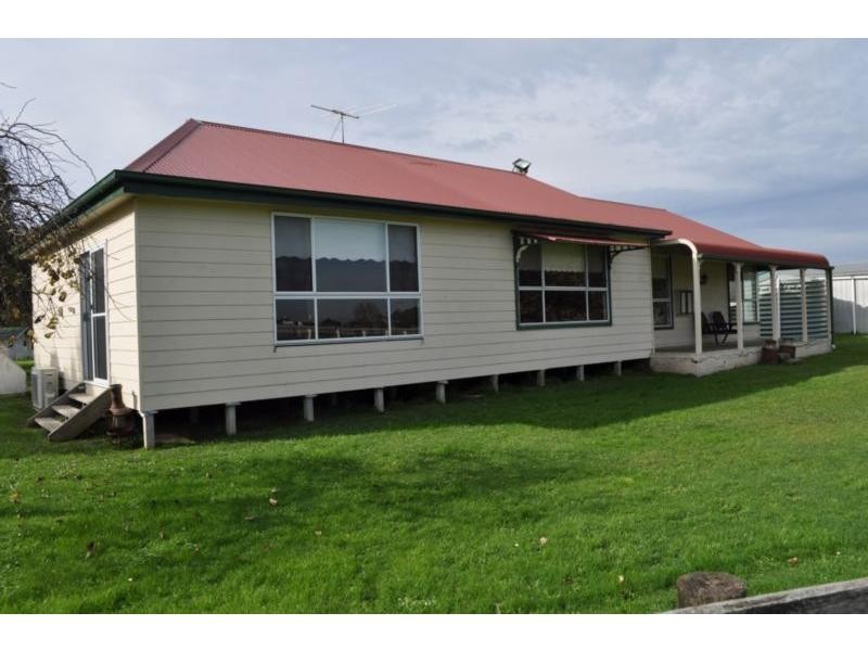 20 Forrest Drive, Nyora VIC 3987