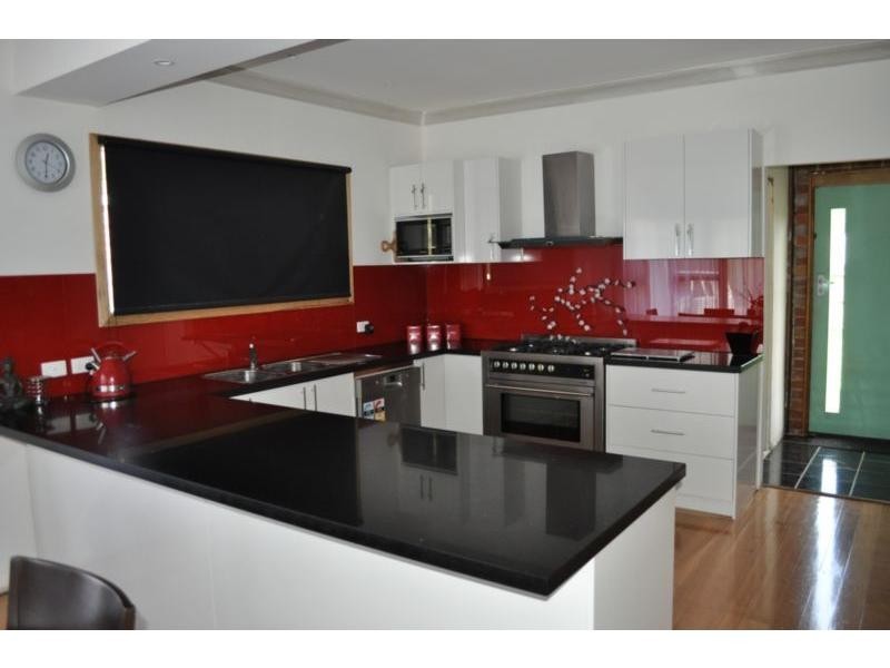 7 James Street, Lang Lang VIC 3984