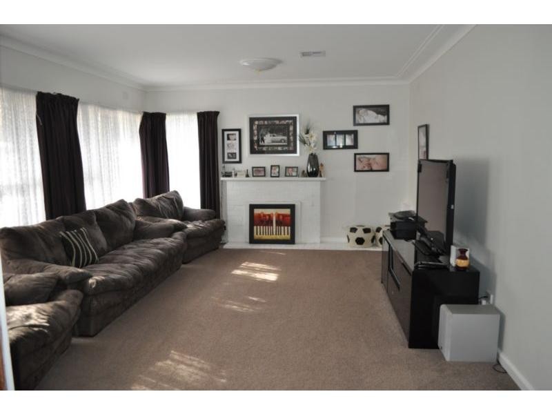 7 James Street, Lang Lang VIC 3984