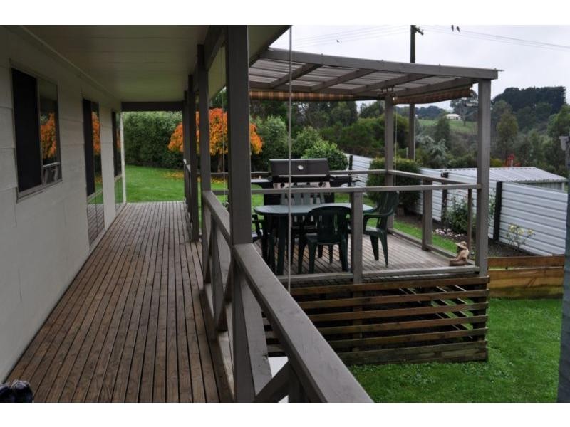 4 Queen Street, Loch VIC 3945