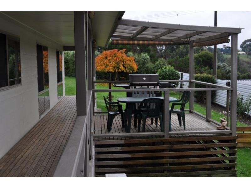 4 Queen Street, Loch VIC 3945