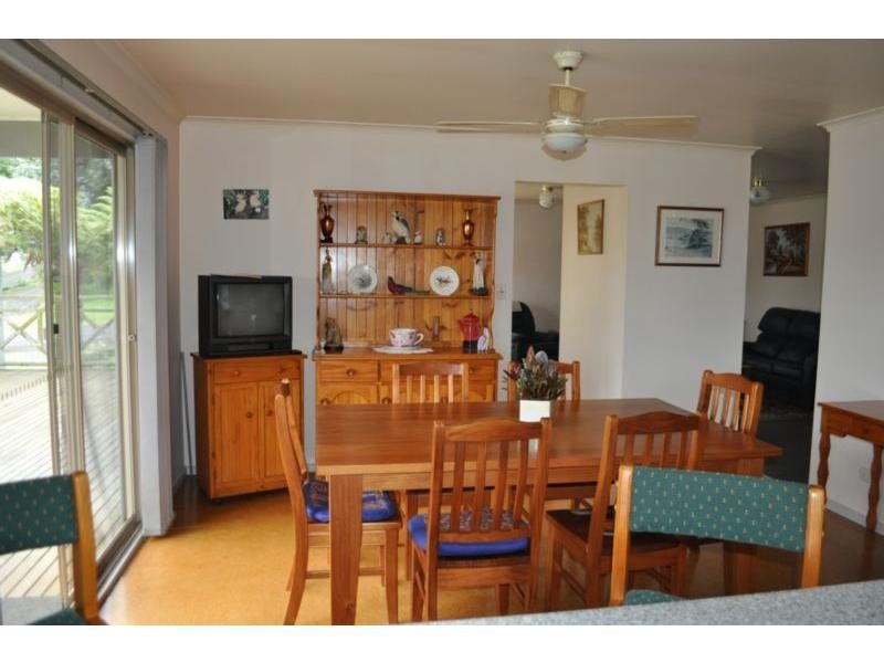 4 Queen Street, Loch VIC 3945
