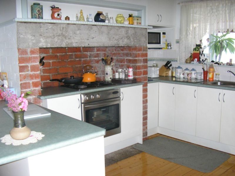 19 Smith Street, Loch VIC 3945