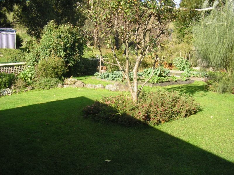 19 Smith Street, Loch VIC 3945