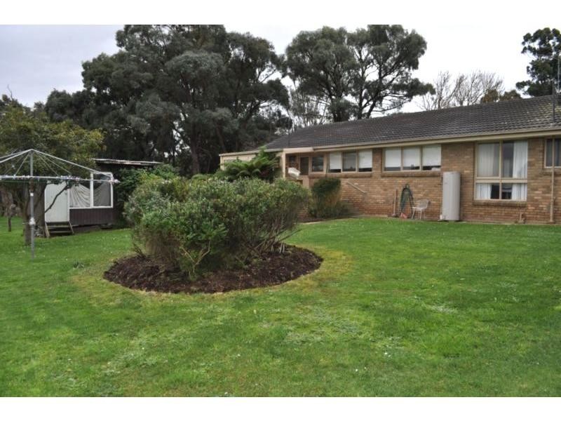 87 Brown Road, Pakenham VIC 3810