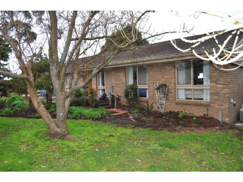 87 Brown Road, Pakenham VIC 3810