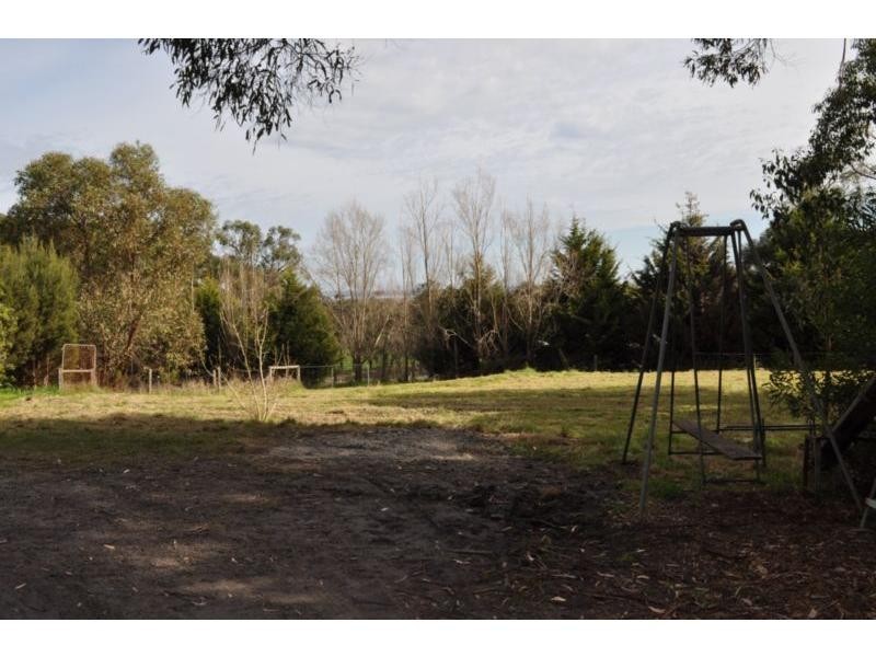 1130 McDonalds Track, Nyora VIC 3987