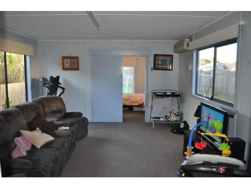 24 Henry Street, Koo Wee Rup VIC 3981