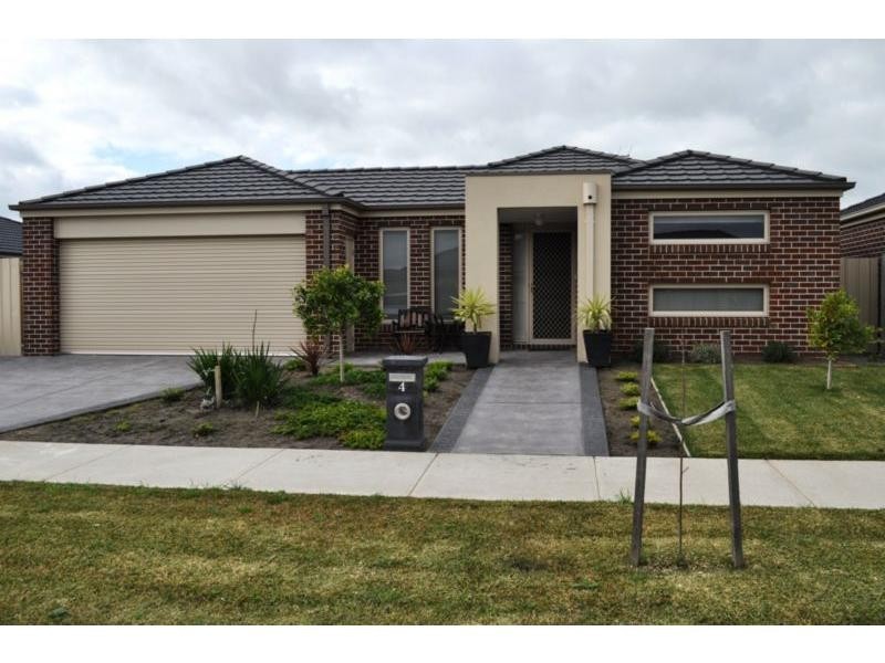 4 Luke Court, Koo Wee Rup VIC 3981