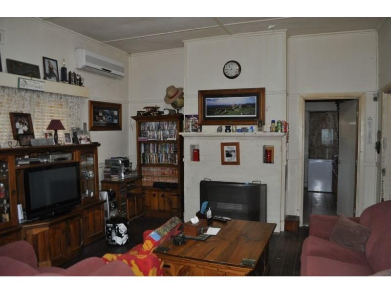 204 Station Street, Koo Wee Rup VIC 3981