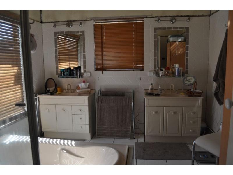 204 Station Street, Koo Wee Rup VIC 3981