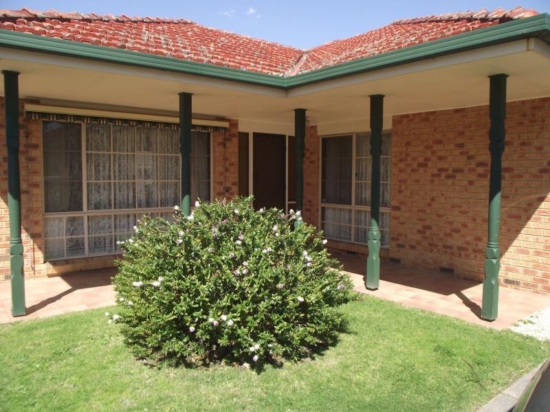 Unit 4/36 John Street, Pakenham VIC 3810