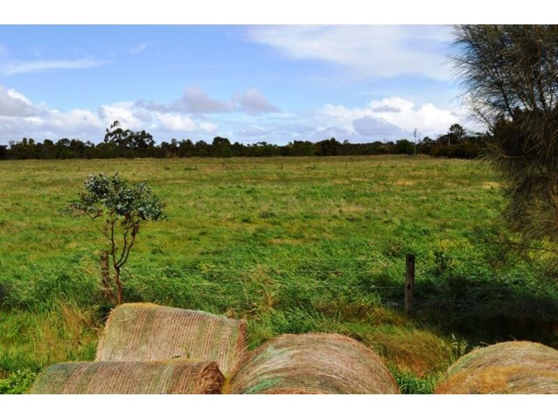 145 Daleys Road, Koo Wee Rup VIC 3981
