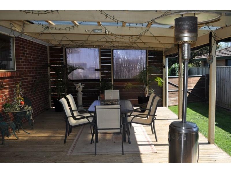 49 Sybella Avenue, Koo Wee Rup VIC 3981
