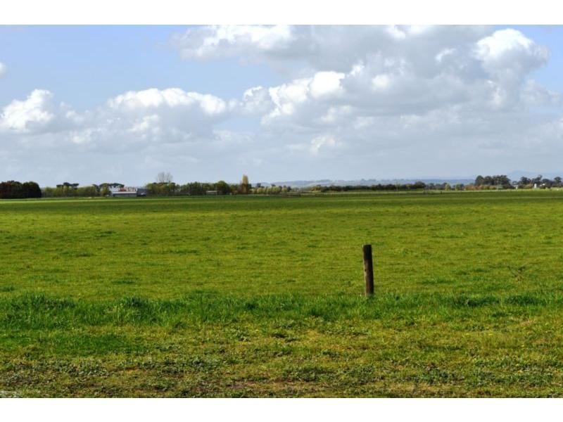 350 Bennetts Road, Cora Lynn VIC 3814