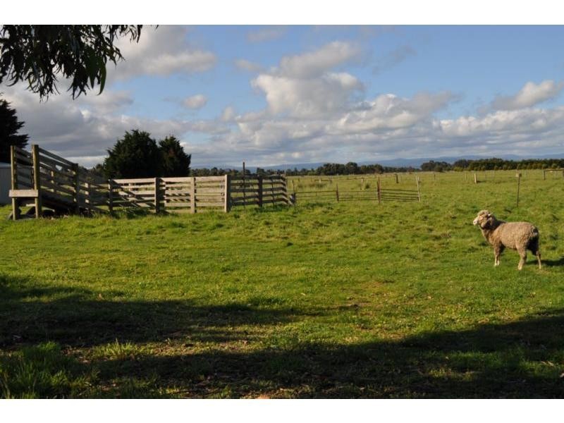 65 Daleys Road, Koo Wee Rup VIC 3981