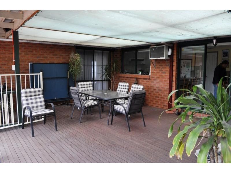 5 Ti Tree Court, Koo Wee Rup VIC 3981