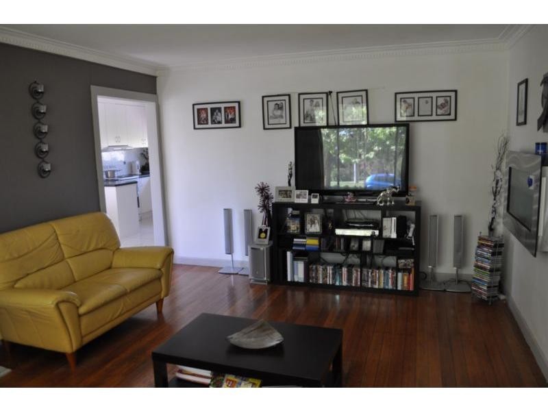 8 Mickle Street, Koo Wee Rup VIC 3981