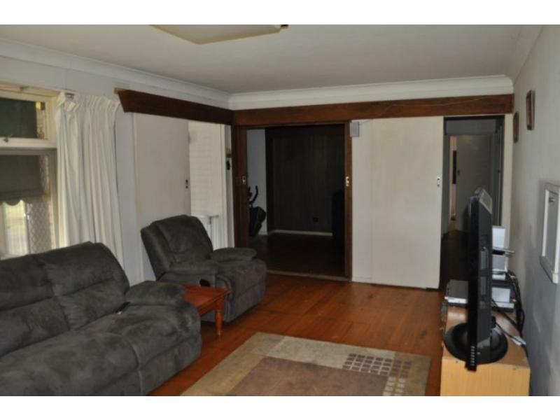 2-4 Salisbury Street, Lang Lang VIC 3984