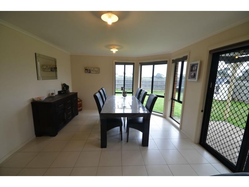 7 Barnes Way, Koo Wee Rup VIC 3981