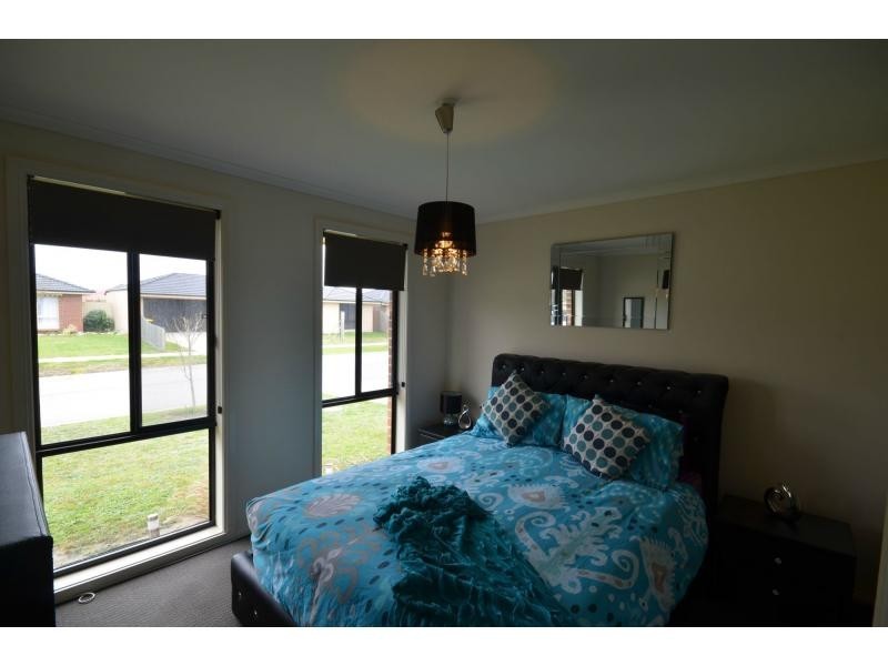 7 Barnes Way, Koo Wee Rup VIC 3981