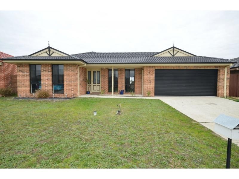 7 Barnes Way, Koo Wee Rup VIC 3981