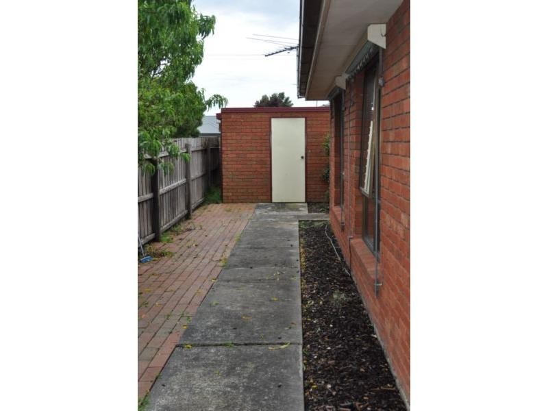 Unit 2/5 Gardner Street, Koo Wee Rup VIC 3981