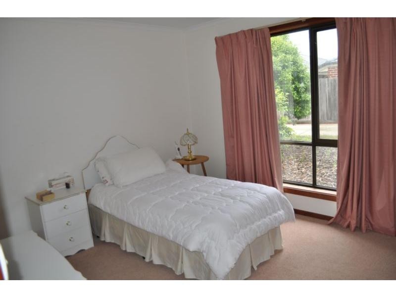 Unit 2/5 Gardner Street, Koo Wee Rup VIC 3981