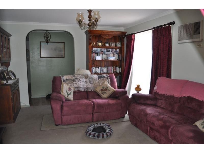 Unit 1/7 Rosalie Avenue, Cranbourne VIC 3977