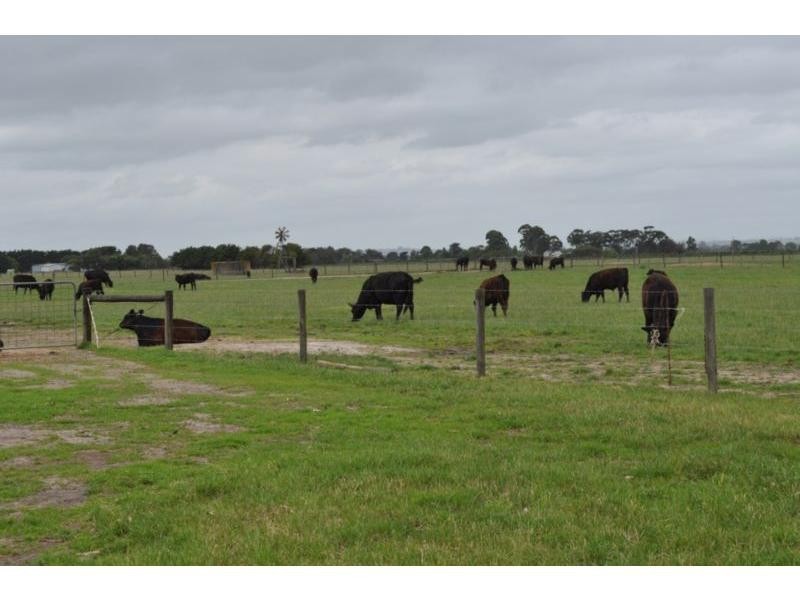 55 Railway Road, Caldermeade VIC 3984