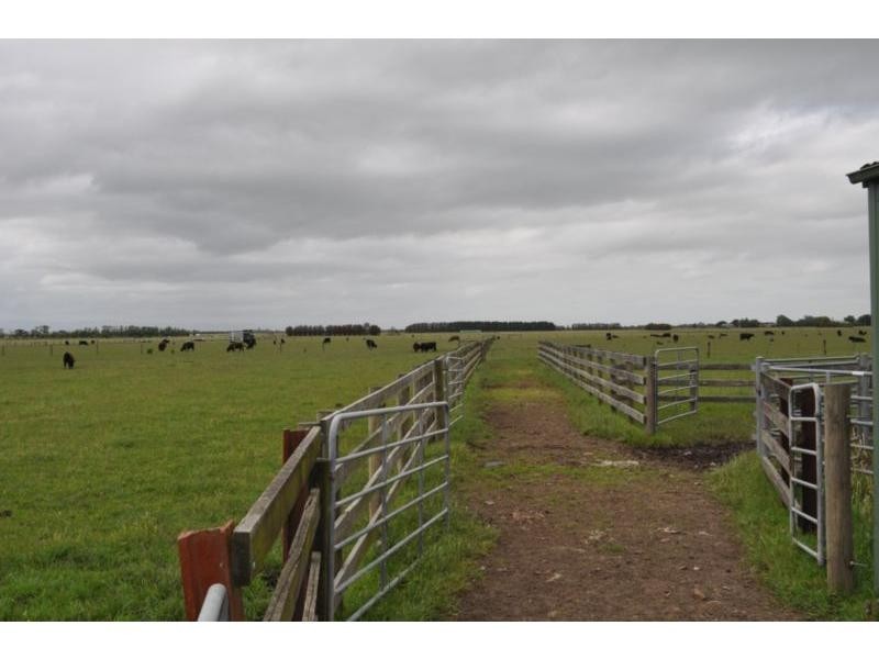 55 Railway Road, Caldermeade VIC 3984