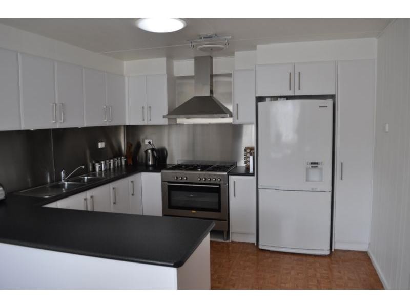 2 Whitstable Street, Lang Lang VIC 3984