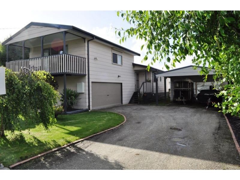 2 Fisher Terrace, Lang Lang VIC 3984