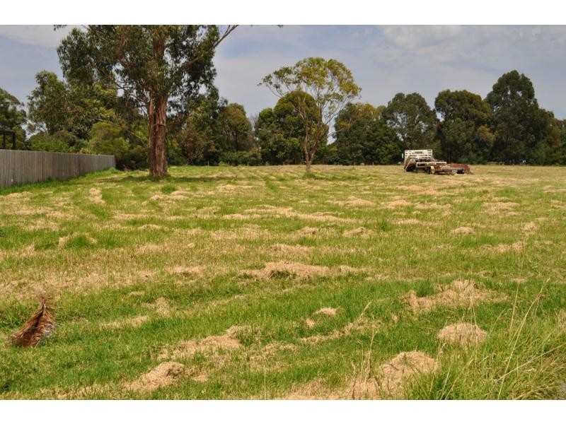 L1 Cambridge Street, Lang Lang VIC 3984