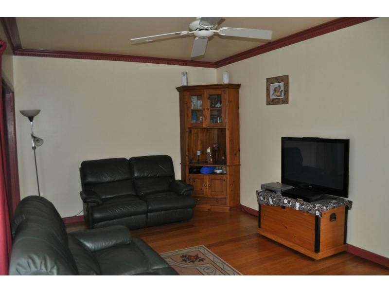 25 Nellie Street, Lang Lang VIC 3984