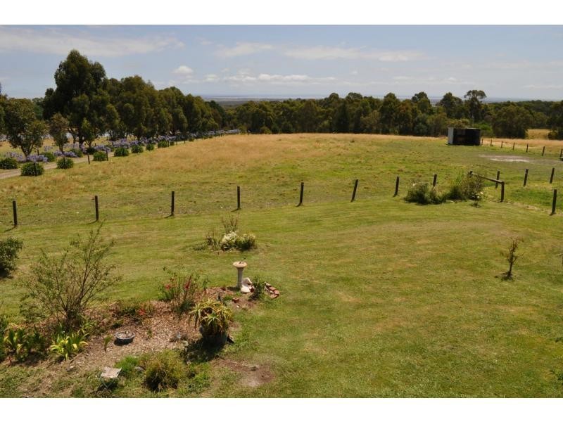 40 Forrest Drive, Nyora VIC 3987