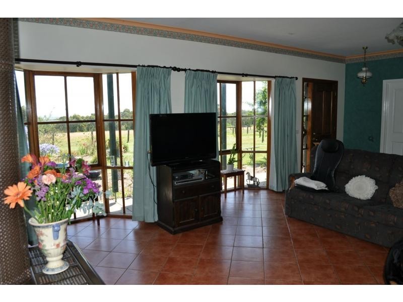 40 Forrest Drive, Nyora VIC 3987