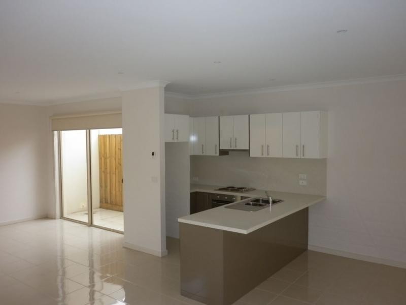 Unit 7/1-5 Wonthaggi Crescent, San Remo VIC 3925