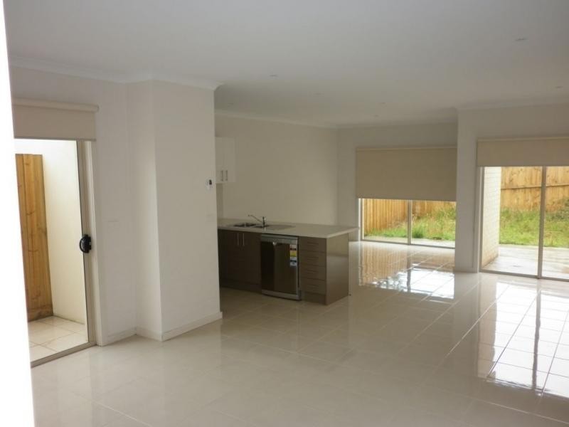 Unit 7/1-5 Wonthaggi Crescent, San Remo VIC 3925