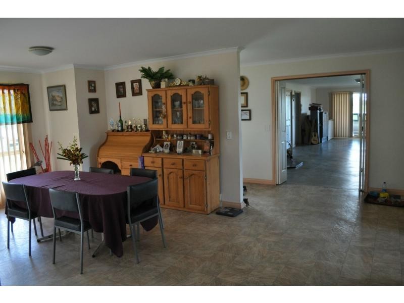 195 Hogans Road, Bayles VIC 3981