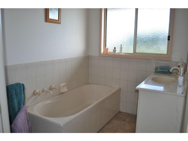 195 Hogans Road, Bayles VIC 3981